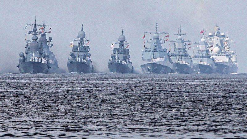 შავ ზღვაში 15 რუსული სამხედრო ხომალდია - რა ინფორმაცია ვრცელდება?